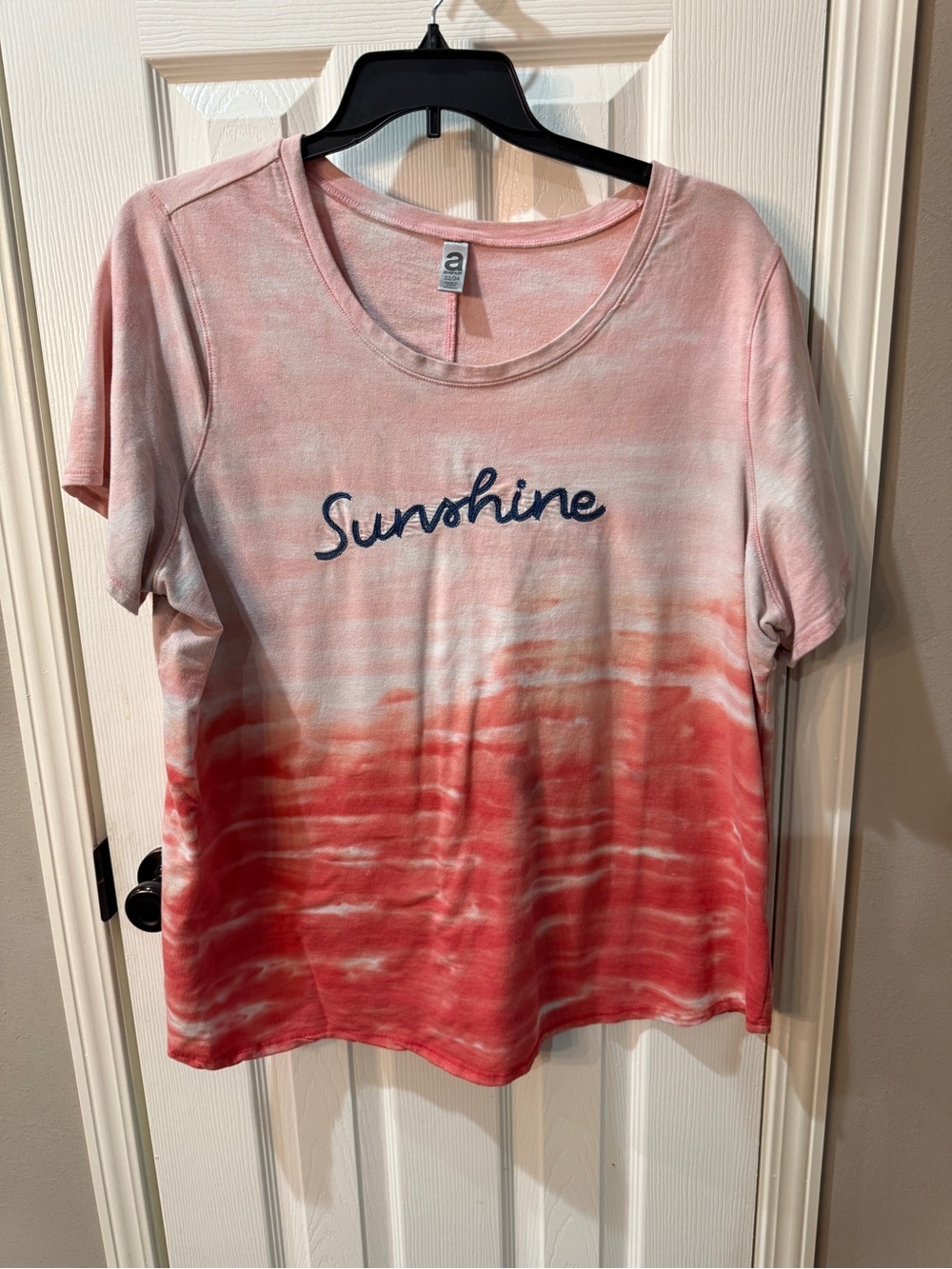 Avenue 'Sunshine' Ombre Tee - Pink and Coral Red